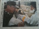 Собака встретилась с своим хозяином после цунами в Японии. 2011 год.   